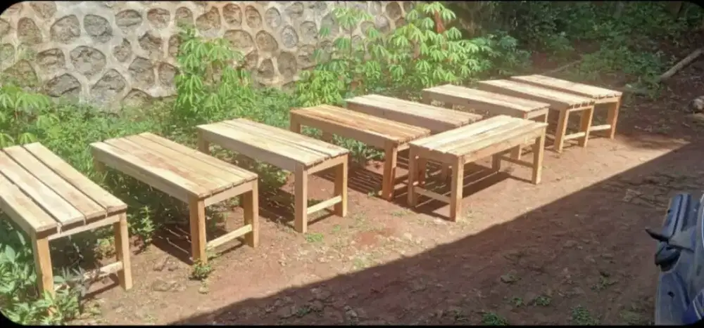 Kursi panjang warung