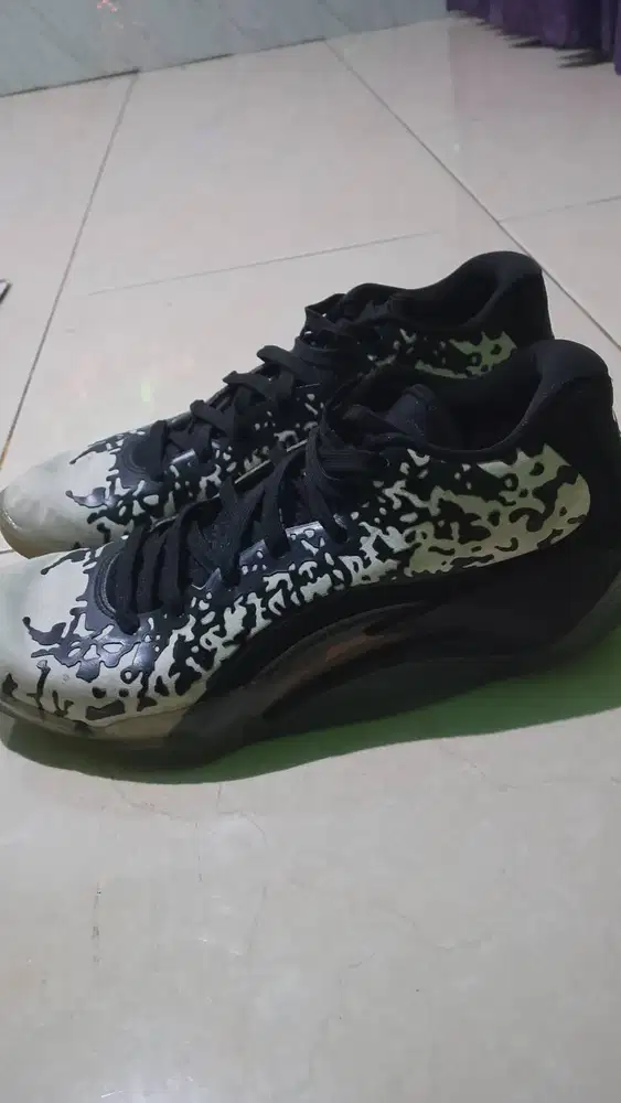 jual sepatu basket nike Jordan zion 3pf,baru di pake 3/4kali