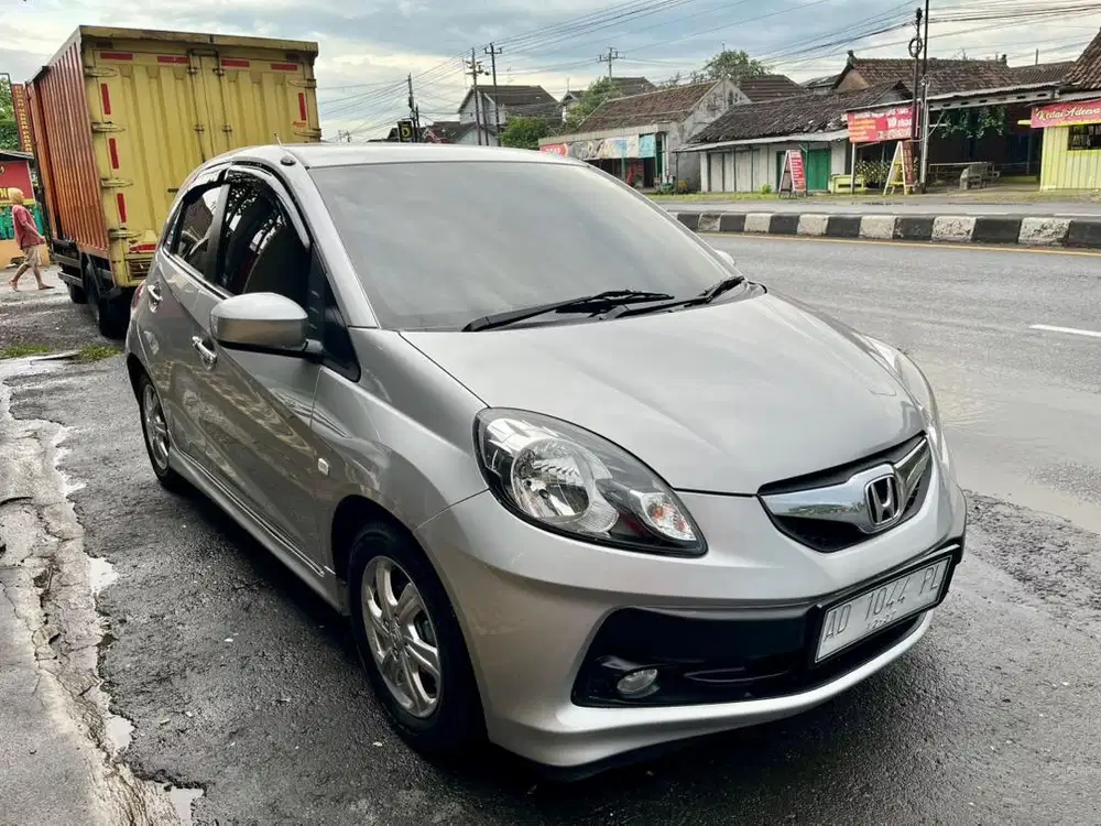 Brio CBU Tahun 2012 Manual