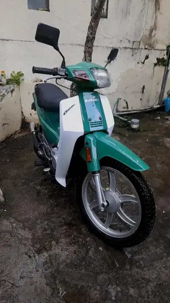 Suzuki crystal 110