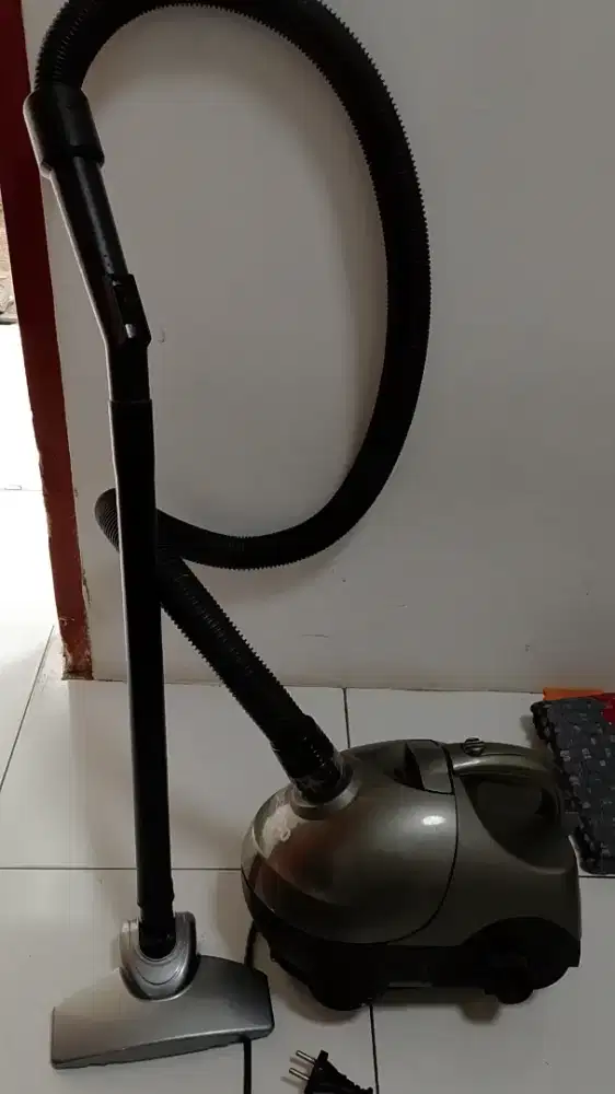 VACUM cleaner merek denpoo