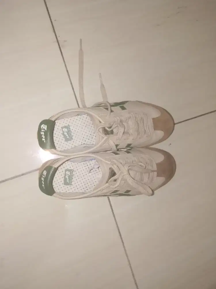 Sepatu onitsuka tiger
