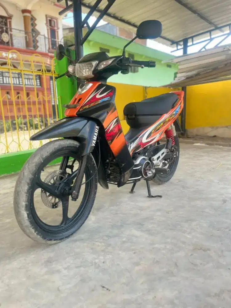 Dijual Motor F 1 Z R
