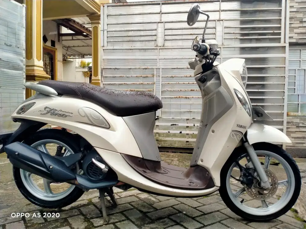Yamaha Fino 125 premium lengkap motor sehat keterangan detail dibawah