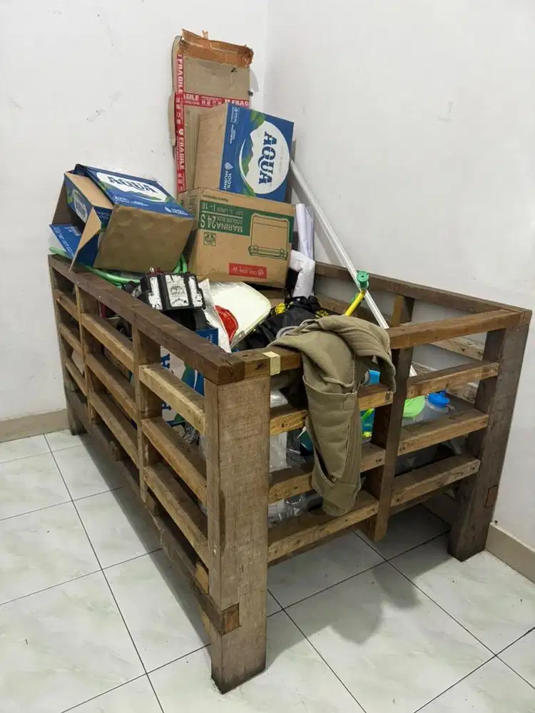 Tempat untuk jualan kelapa muda