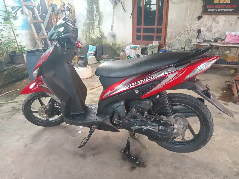 MOTOR VARIO 110 CC KARBURATOR 2011