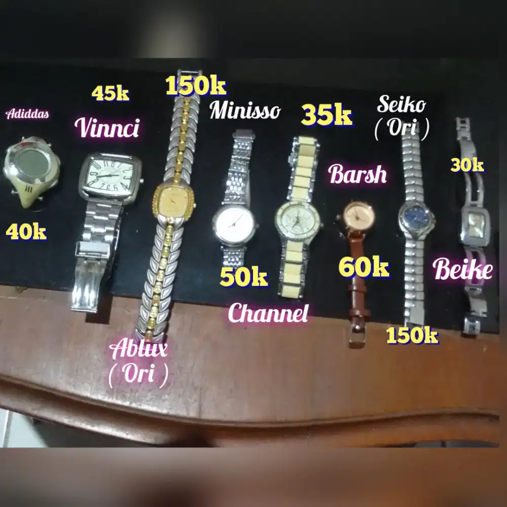 Jam tangan wanita bekas pemakaian pribadi