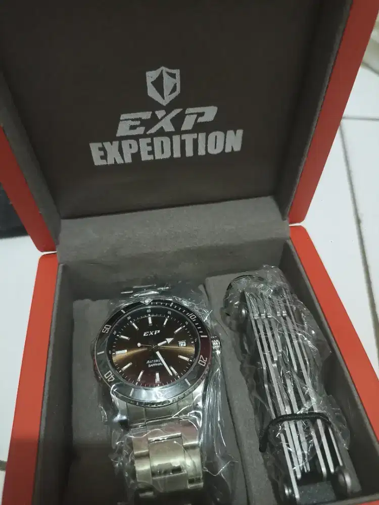 Expedition Jam tangan