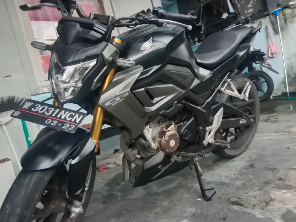 Cb 150r istimewa
