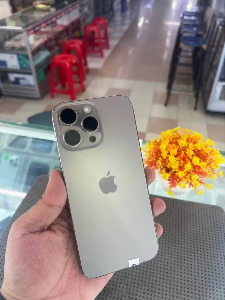 Iphone 16 Promax 256 IBOX (Natural Titanium) Agustus 2026 Jossjiss