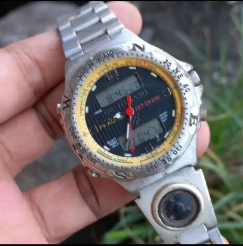 Jam Tangan Langka De'Tomaso F4 Alpha Jet Crew - Edisi Pilot Aviation
