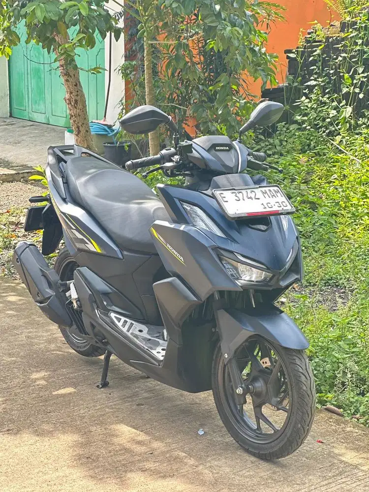 VARIO 160 cc CBS 2025