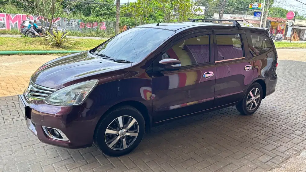 Nissan Grand livina 2017 Bensin