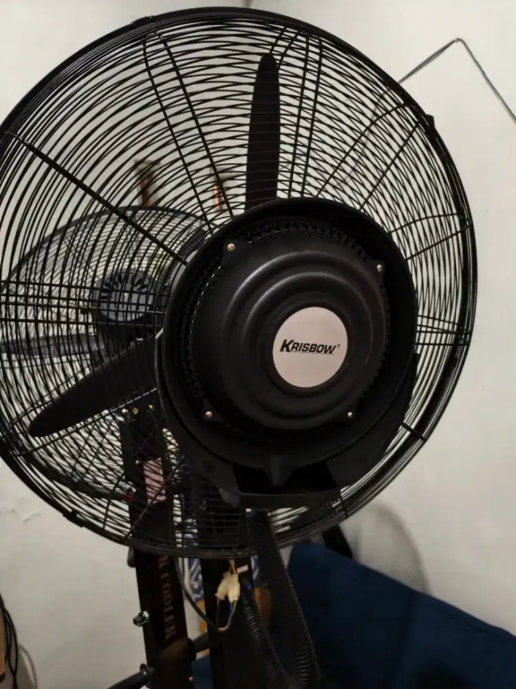 Kipas angin blower embun