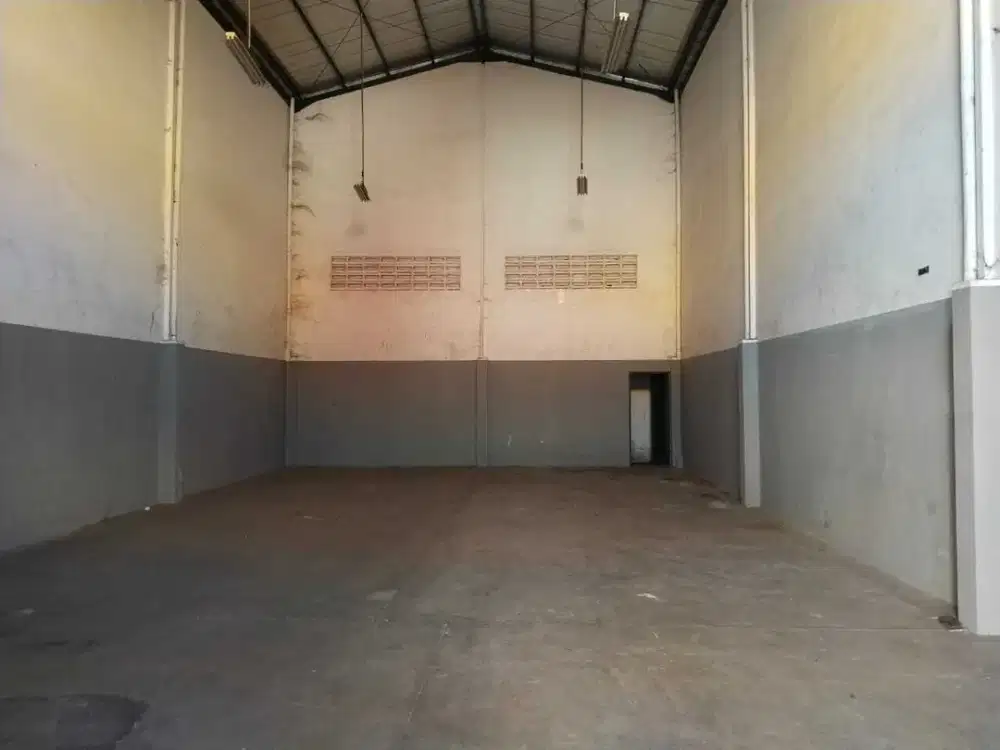 Disewakan Termurah Gudang Siap Pakai di Bizpark Cakung