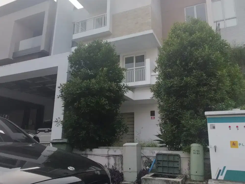 Rumah Nyaman 3 Lantai Green permata residence Pesanggrahan