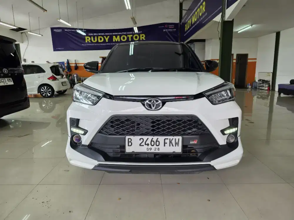 RAIZE GR 1.0 TURBO AT 2023 TWOTONE