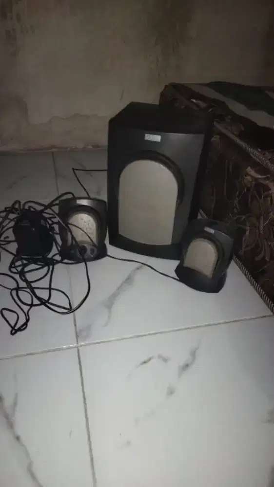 Jual beli barang bekas AC tv kulkas all.