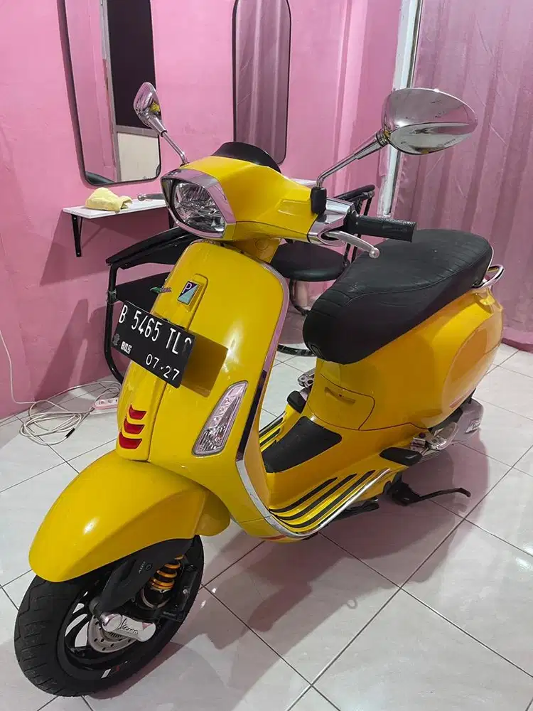 Vespa Sprint S 150 ABS YELLOW 2022