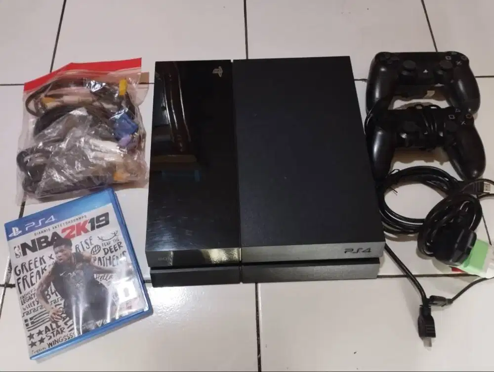 Playstation 4 FAT 500GB / PS4 FAT 500GB