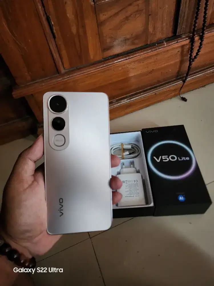 Vivo v50 lite ram 8/256 fulset original
