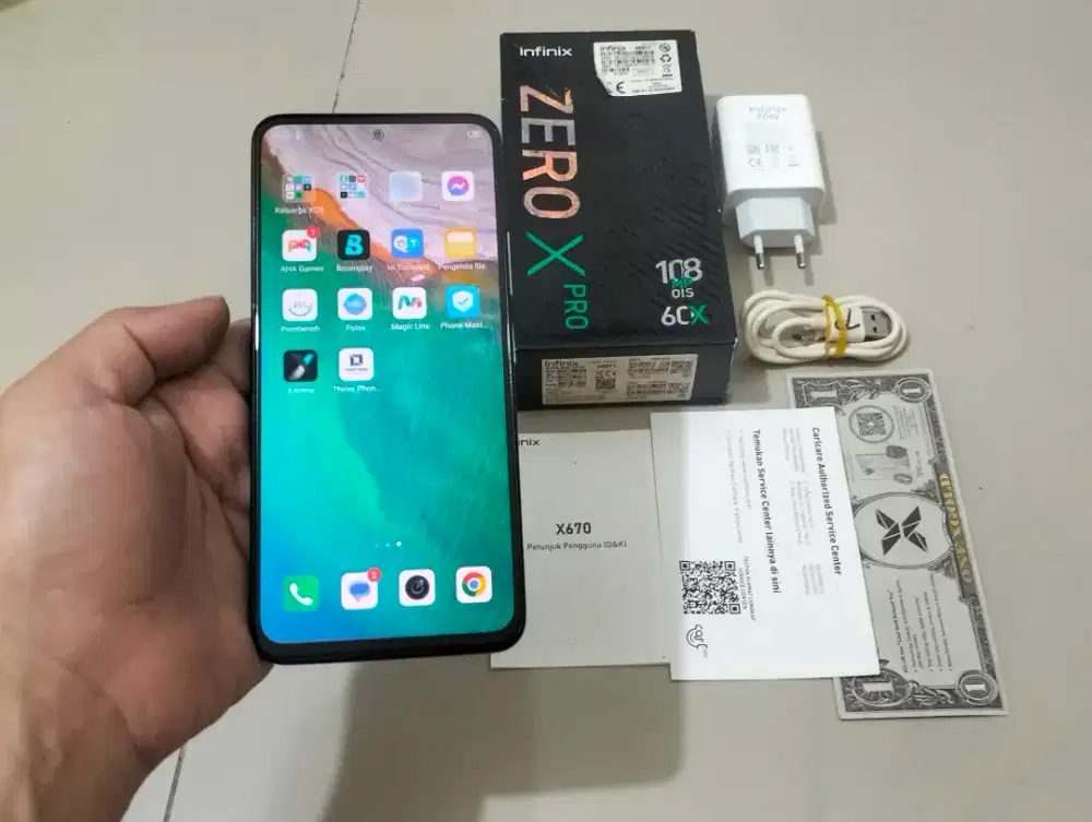INFINIX ZERO X PRO 8GB / 256GB 6.67in AMOLED Dual Chip 108MP 60X Zoom
