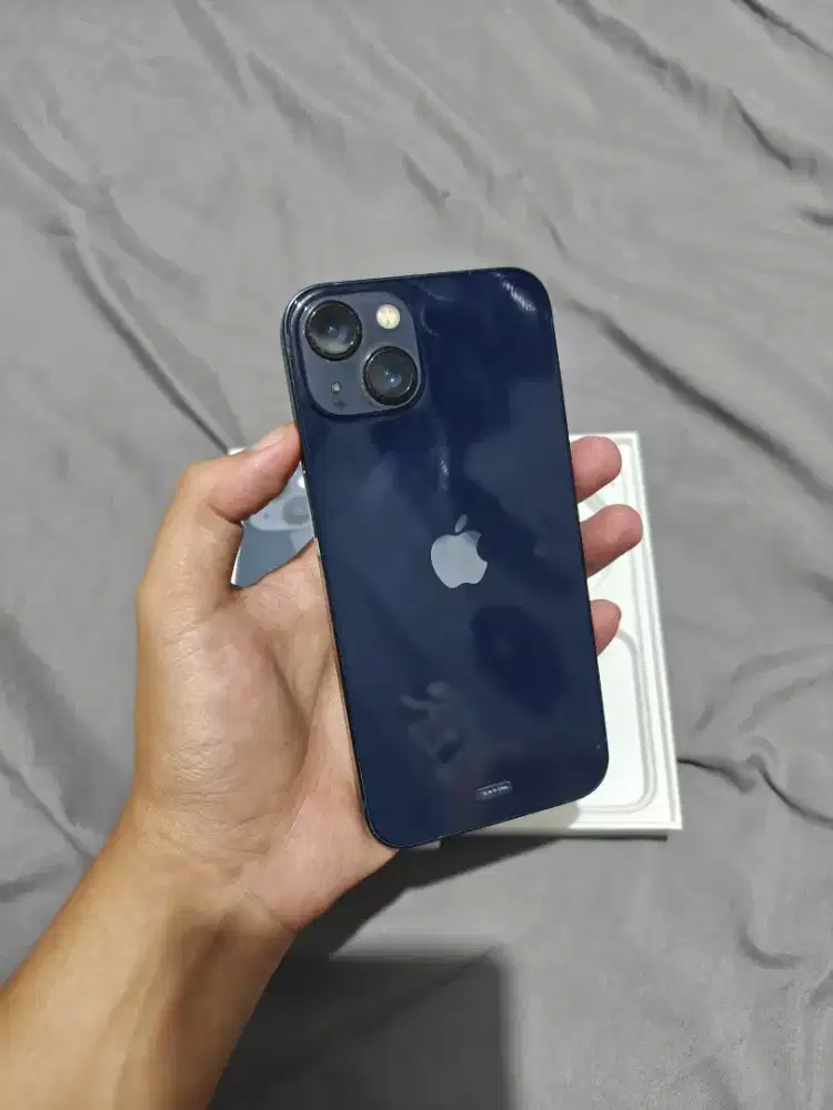 iPhone 13 128GB iBox