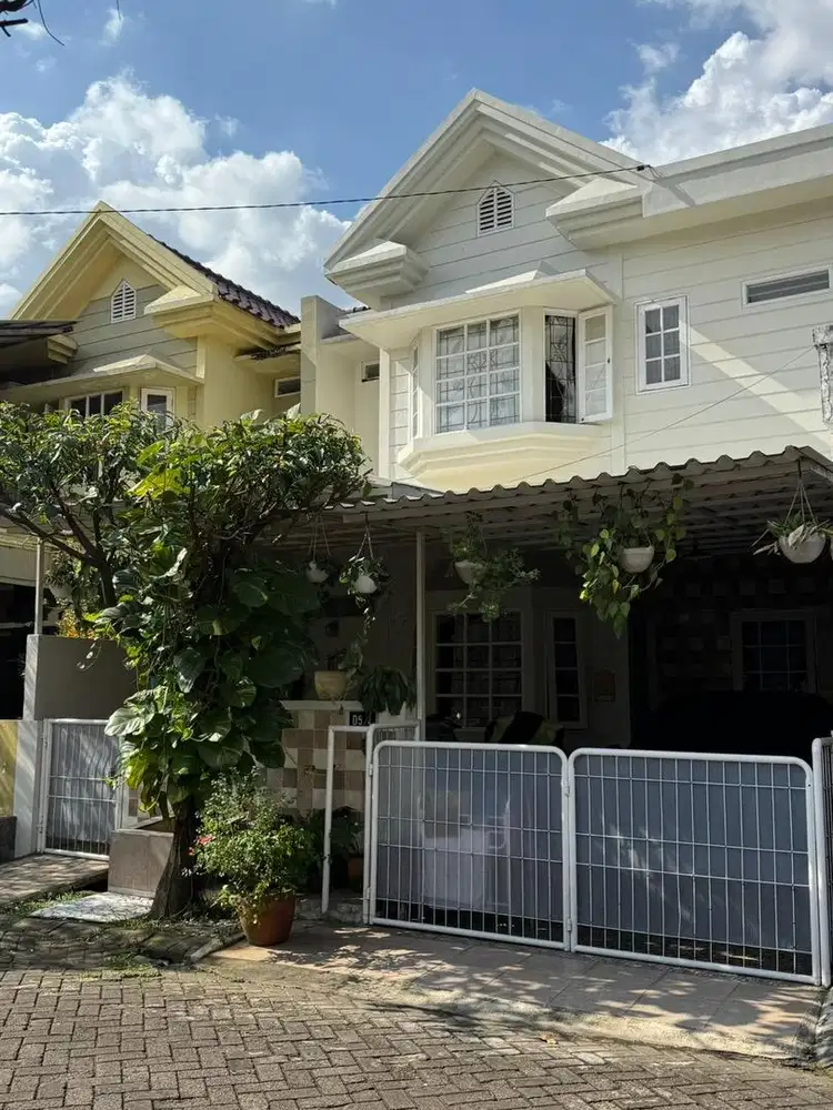 Rumah 2 Lantai Kemang Pratama