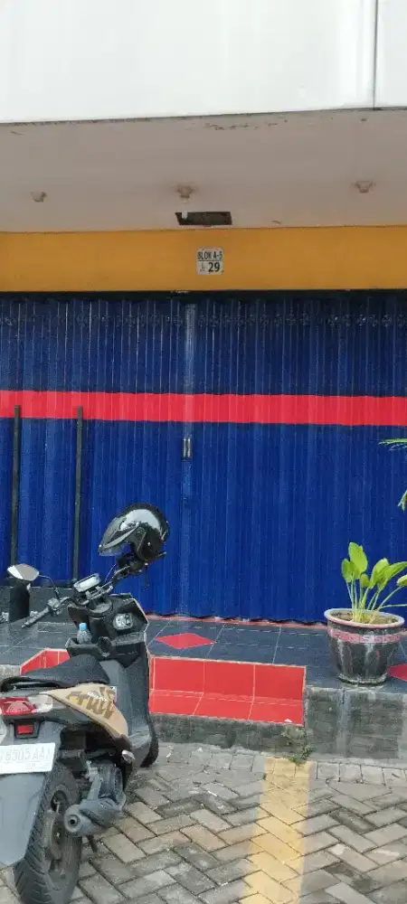 Dijual ruko green garden icon mall blok A. 5 no. 29 Gresik