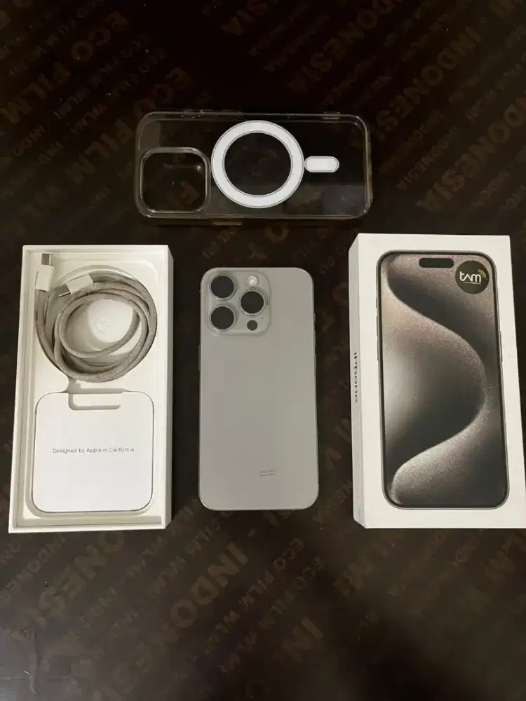 Iphone 15 pro 128gb natural titanium iBox