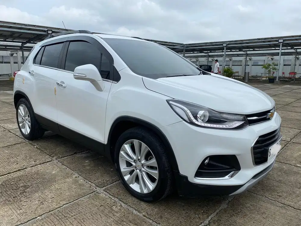 Km50rb Trax LTZ Record Chevrolet Chevy Thn 2018 NIK 2017 Putih Premier