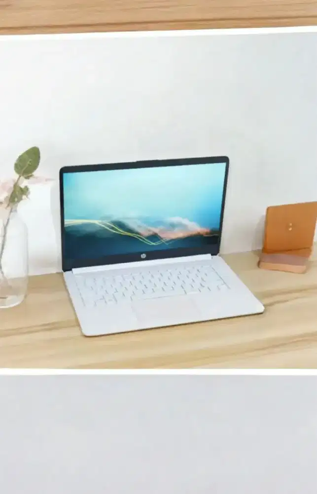 HP 14s Ryzen 5 5500U | RAM 8GB | SSD 512GB | FHD IPS Backlit Mulus