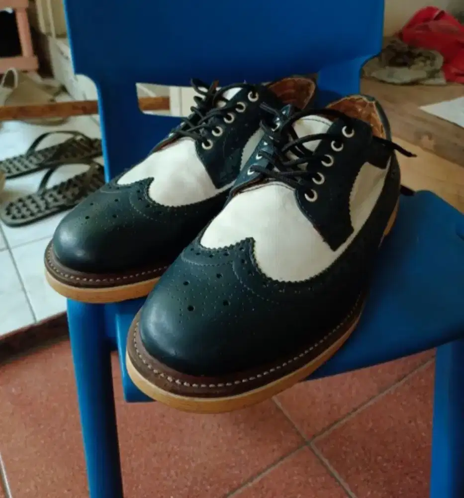 Docmart wing tip brogue alfred two tone vintage