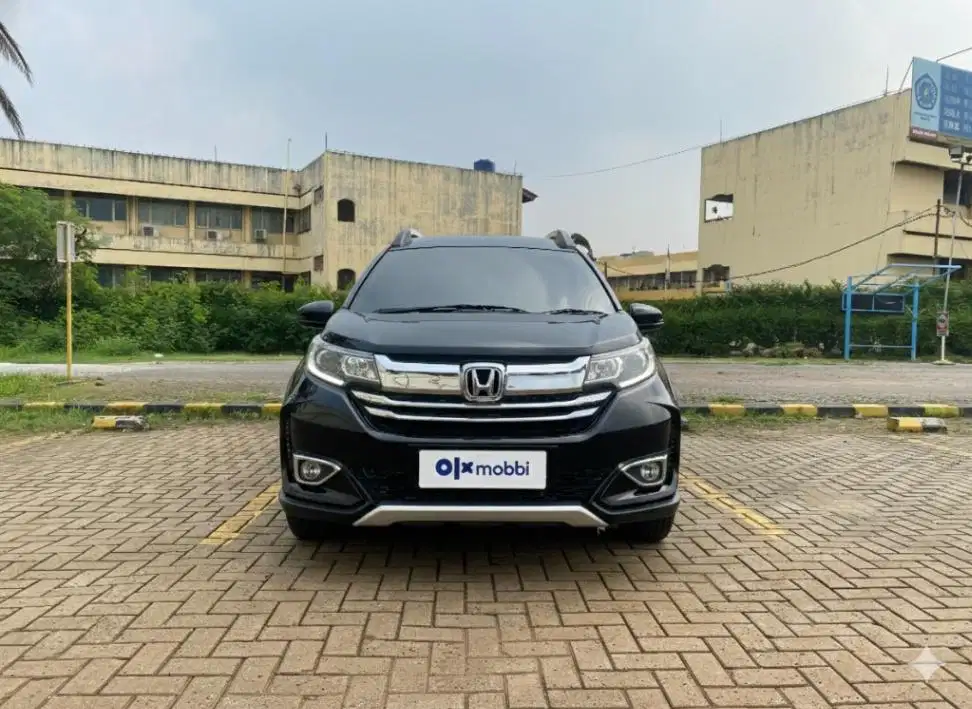 TERMURAH Honda BR-V 1.5 E Bensin-AT Hitam 2019