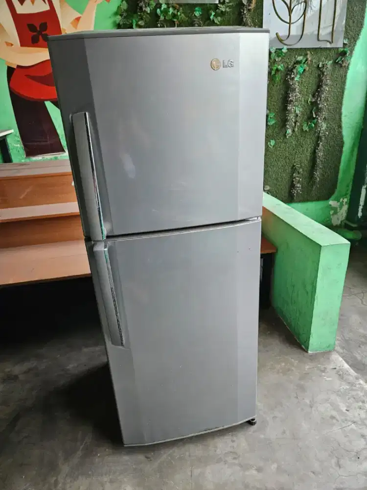 Kulkas LG 2 pintu