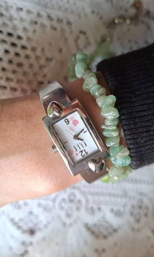 Jam Tangan Wanita Vintage  E.LL.E Studio