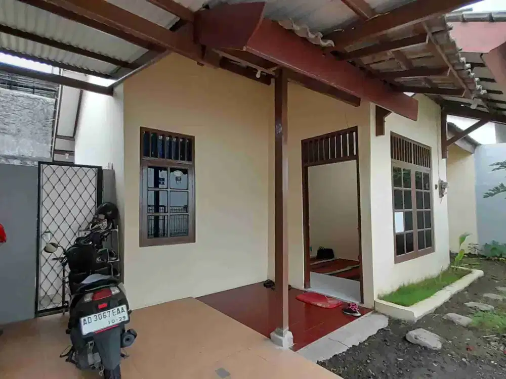 rumah dijual  solo di baturan colomadu Karanganyar