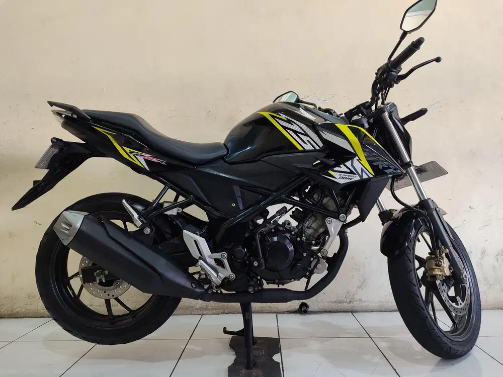 CB 150R 2016 istimewa mulus terawat siap pakai...