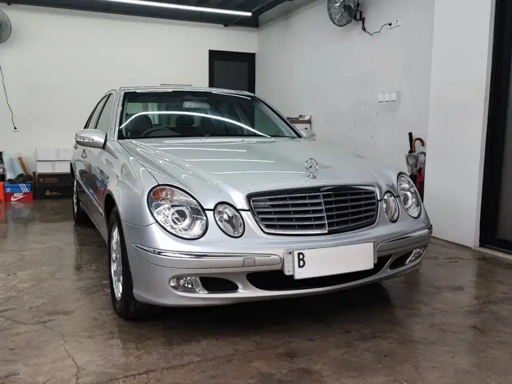 Mercedes Benz E260 W211 Elegance 2003 Mint Condition E240