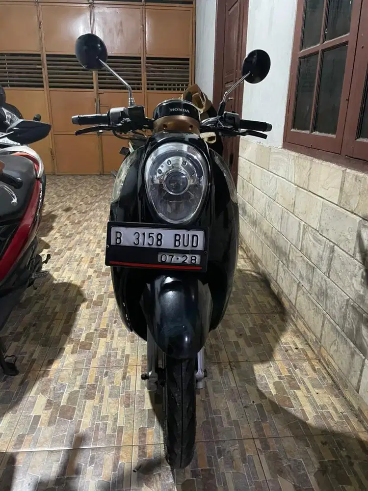 Dijual Scoopy 2013, surat lengkap pajak mati, kondisi mulus