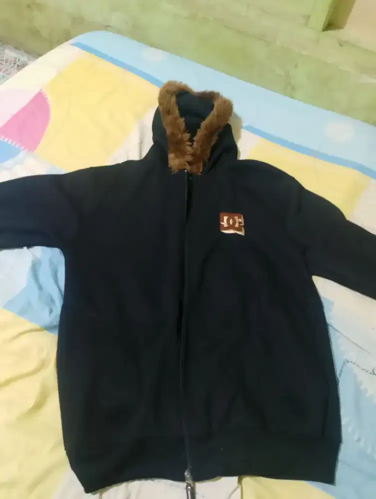 JAKET DC BERBULU