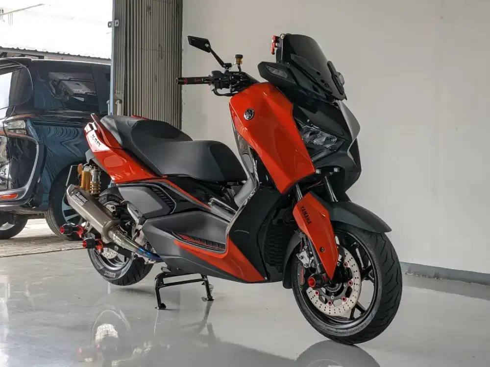 Yamaha X-Max 2025 km 600 perak