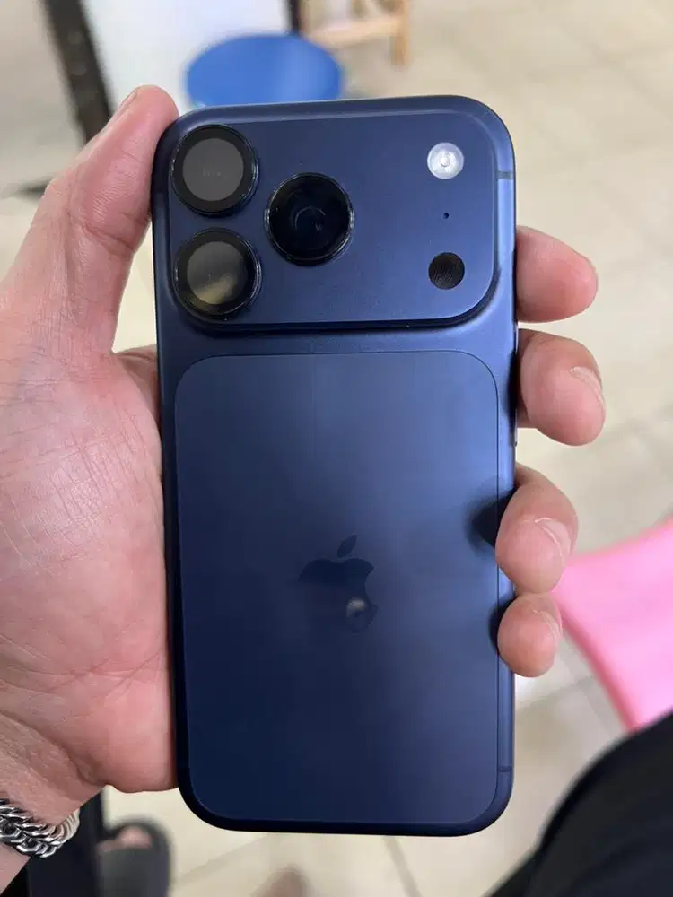 Iphone 17 pro 256 ibox garansi januari 2027