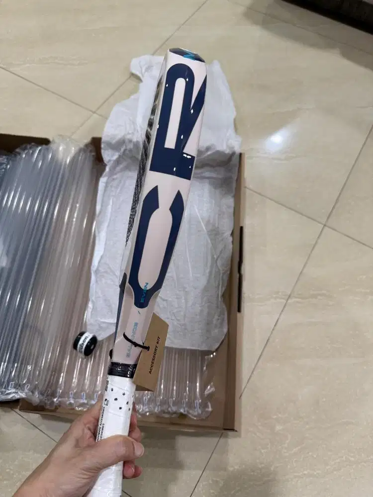 WTS Raket Padel Adidas Cross It Light 2025