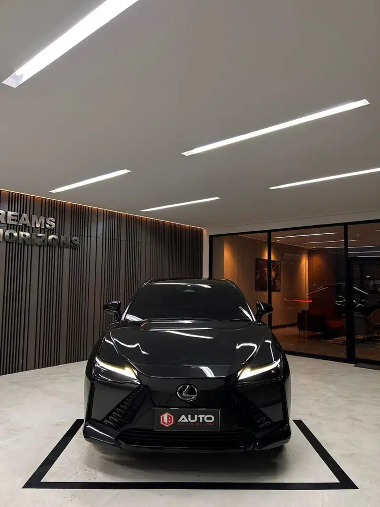Lexus RZ450e EV AT 2024 Hitam B1370SNR Km11rb Nik 2023