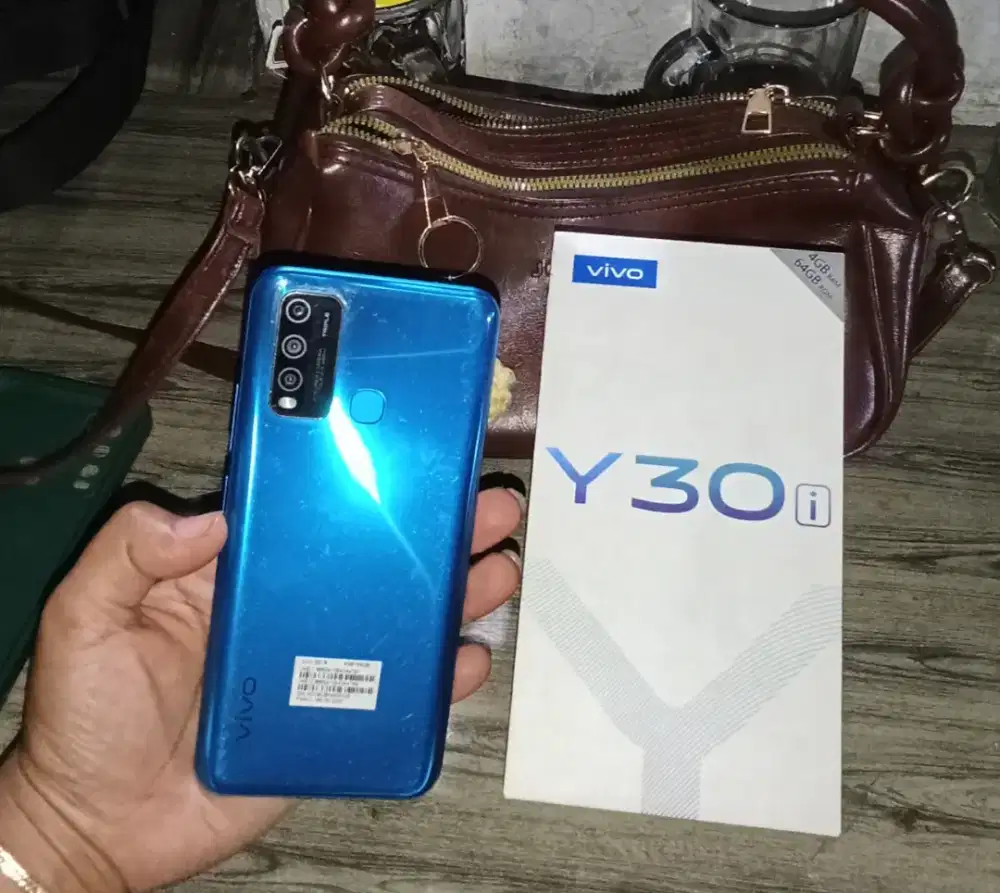 Vivo y30i ram 4+1/64 fullset ori!.