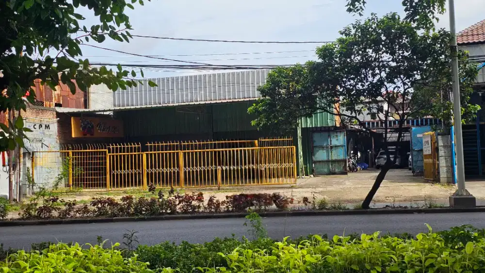Disewakan Gudang diPinggir jalan Raya Duren sawit,Jakarta Timur