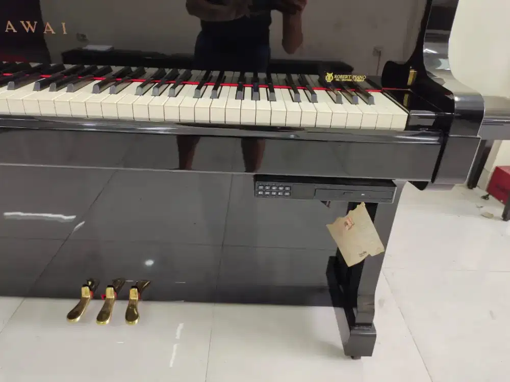 Kawai piano K-80E disklaver bisa main sendiri semi grand piano