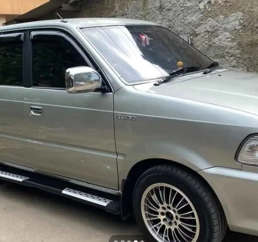 Toyota Kijang 2003 Bensin