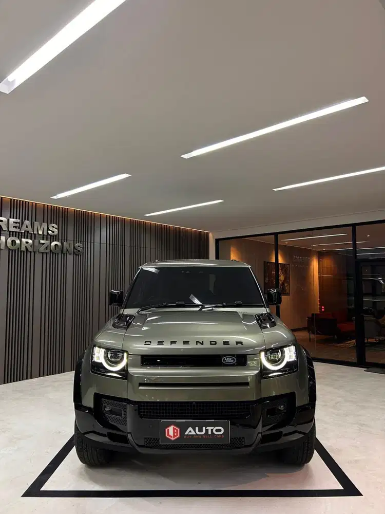 Land Rover Defender 110 2.0L 300PS SE 2025 Hijau B808NKA Nik 2023